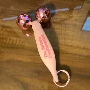 Skinny Confidential Pink Balls Face Massager
